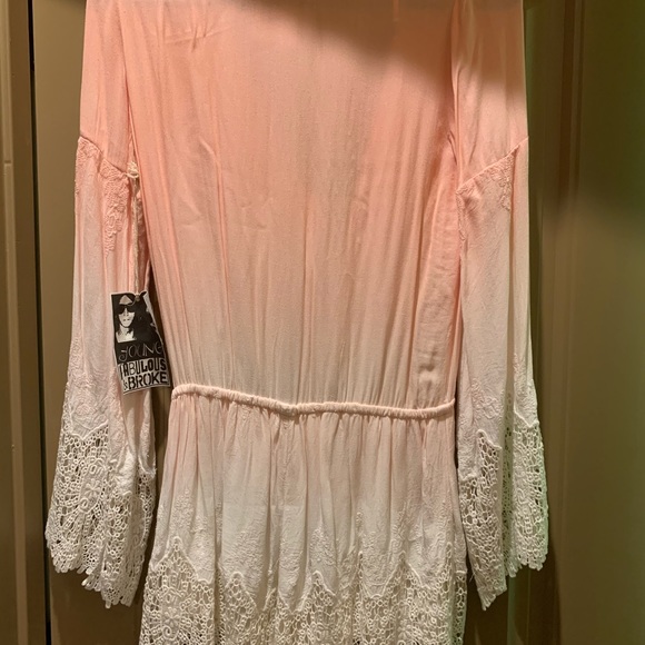 Ombré Elegant Lace Embroidered Long Sleeved Romper - Picture 10 of 15